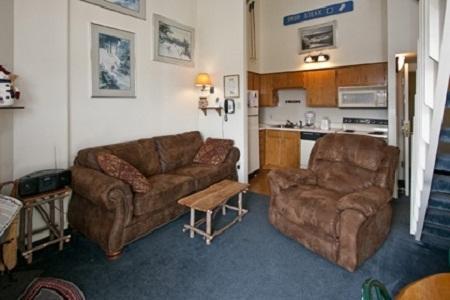 Silver Creek Lodge Snowshoe Rum bild